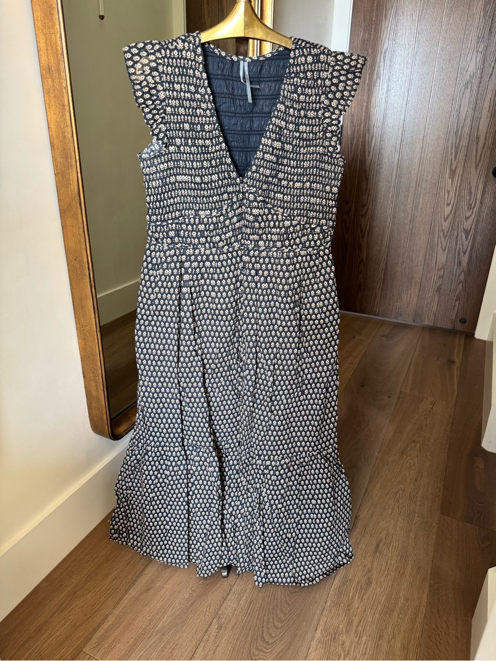 Anthropologie Women's Black and White Printed V-Neck Dress ruffle detail